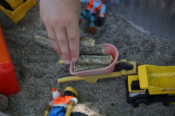 fine motor construction bin 