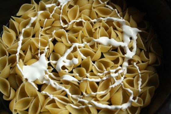 colouring pasta with white paint