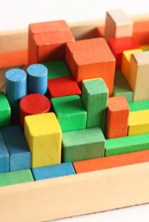 building block challenge - blocks in a tray