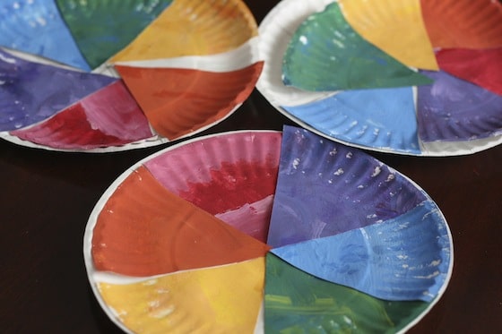 Paper plate colour wheel for kids - Happy Hooligans 