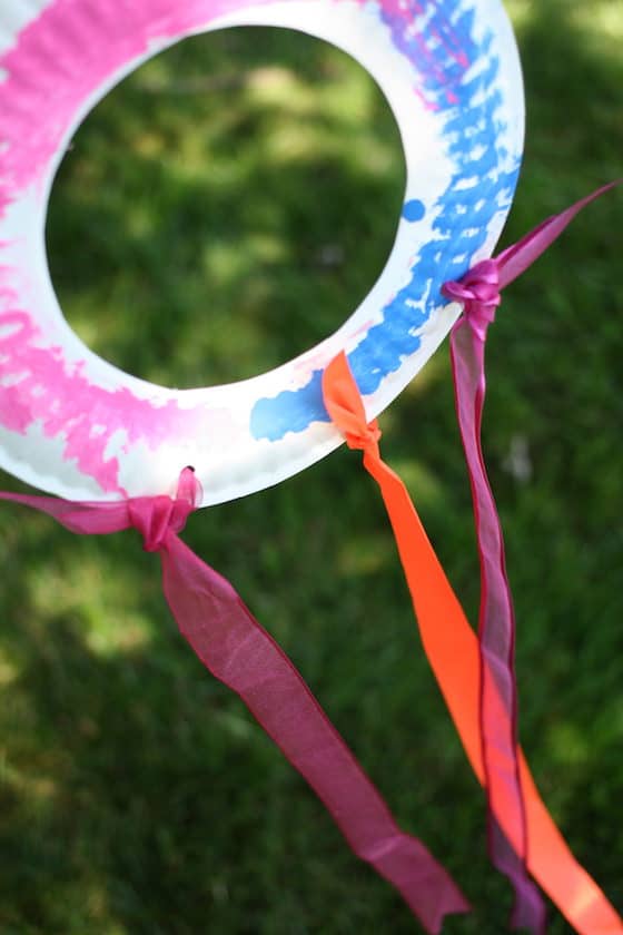 Kite made from a paper plate - great Letter K craft for preschoolers and toddlers
