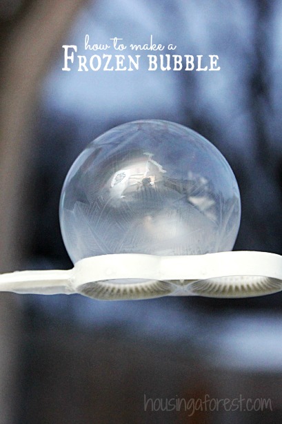 How to make frozen bubbles in winter
