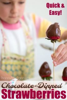 Quick and Easy Chocolate Dipped Strawberries