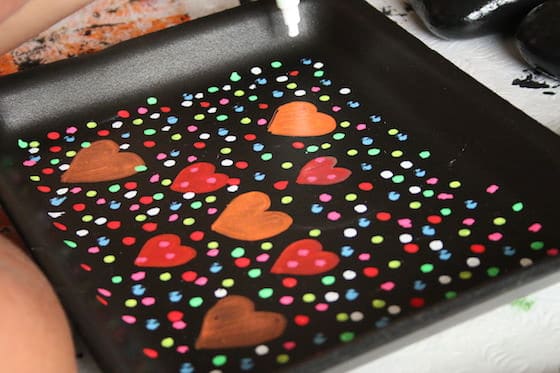 hearts and dots art with chalk markers