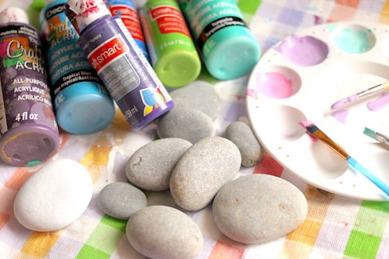 Beach stones, paint and pallet